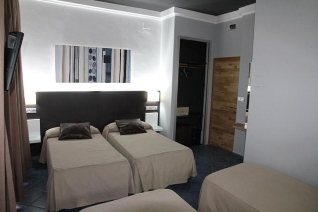 Hostal Plaza Ruiz セウタ 部屋 写真